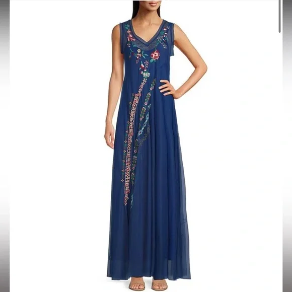 formal / gown johnny was dresses BEADED GOWN WITH ILLUSION SIDE CUT OUT – Dave & Johnny main image 0